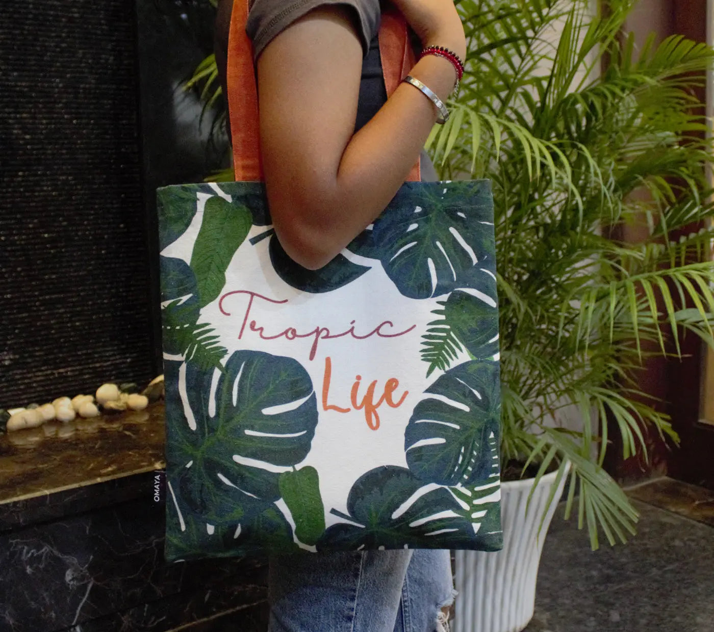 House of omaya Tropic Life Printed Canvas Tote Bag 34x36 cm. House of Omaya